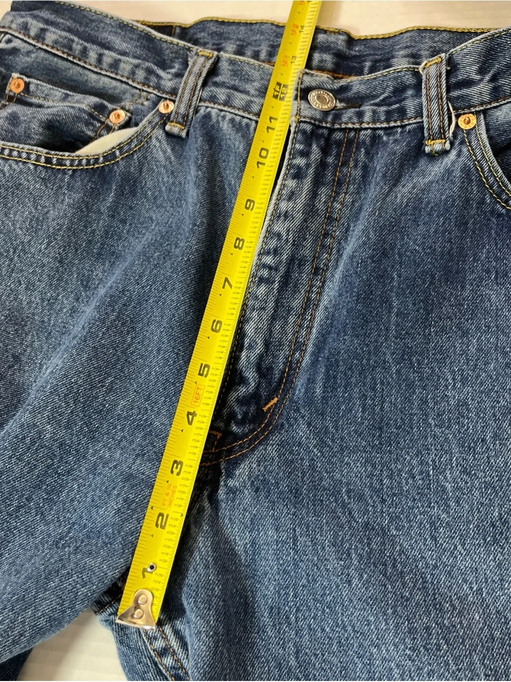 Levi’s 550 Relaxed Fit Jeans Mens 36x32 Blue Medium Wash Straight Leg Denim